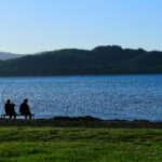 Por qué fingir que estás bien te está rompiendo por dentro
